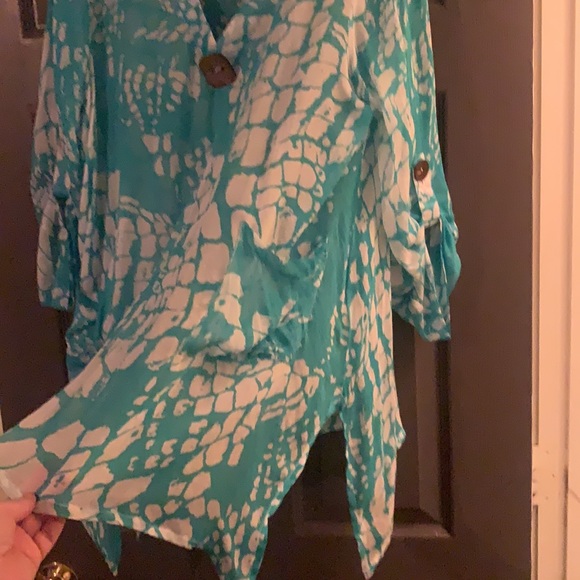 Tunic aqua and white. - Picture 2 of 7